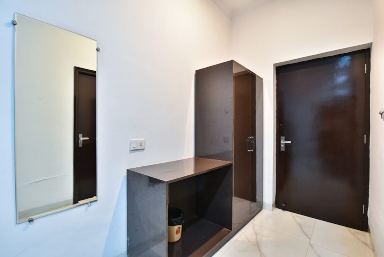 Hotel Royal Place, Tarn Taran