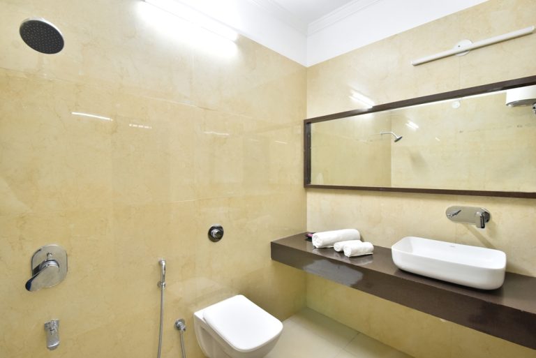 Hotel Royal Place, Tarn Taran