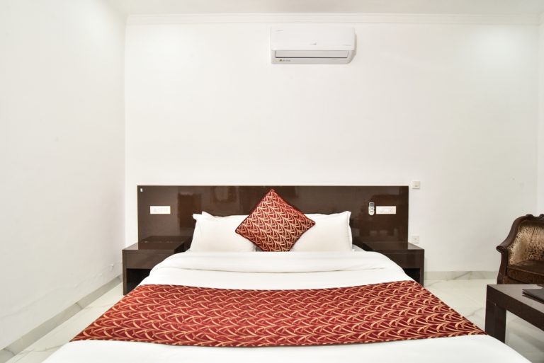 Hotel Royal Place, Tarn Taran